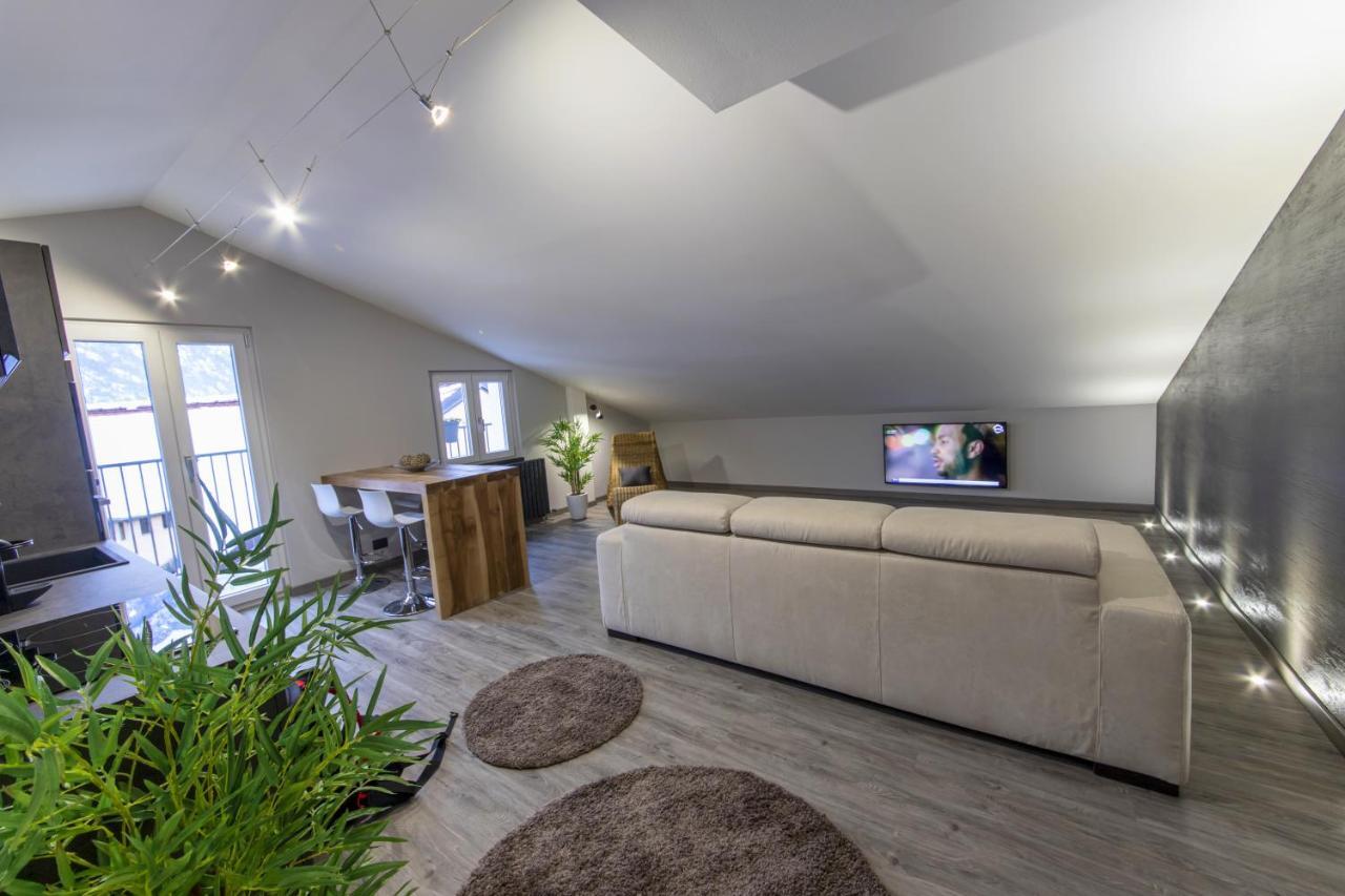 Panoramic Penthouse In The Historical Center Apartment Domodossola Exterior photo