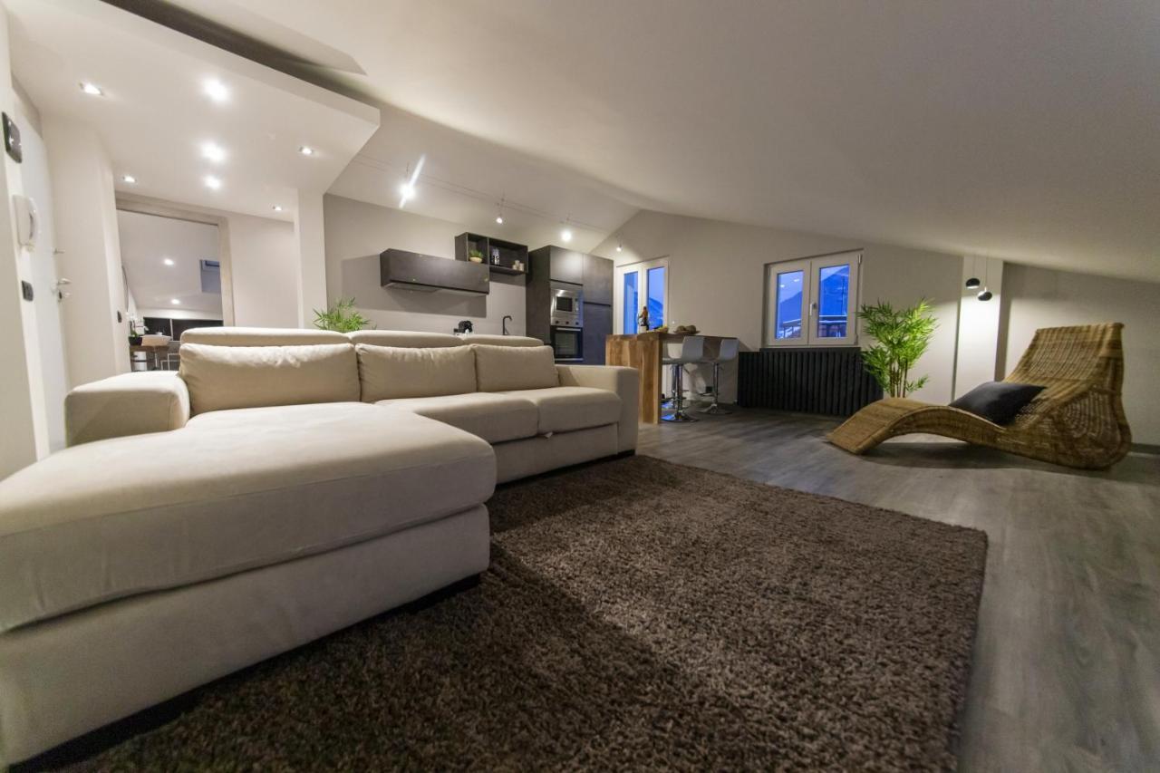 Panoramic Penthouse In The Historical Center Apartment Domodossola Exterior photo
